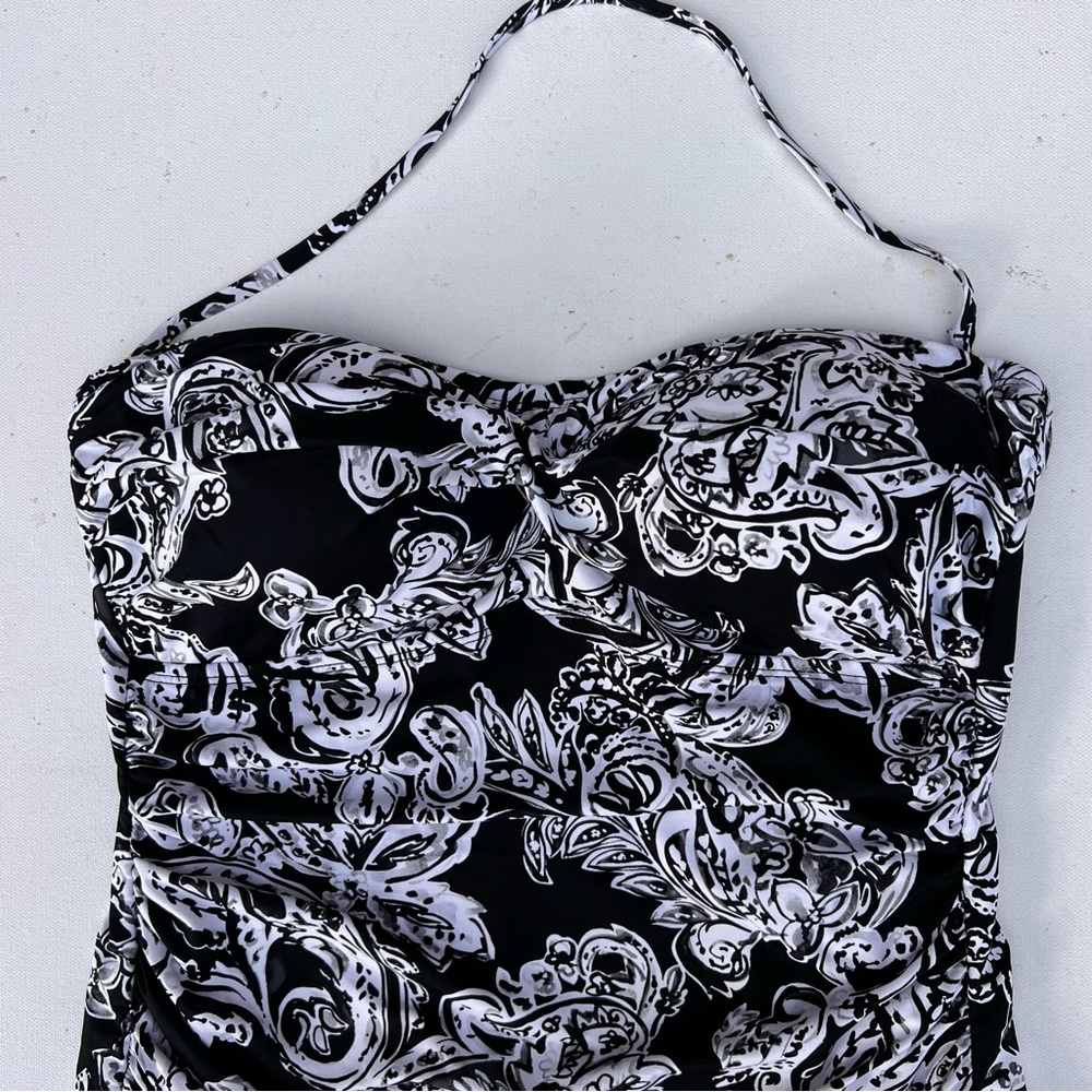 Ralph Lauren black white floral sweetheart swimsuit, size 12 - Picture 4 of 9